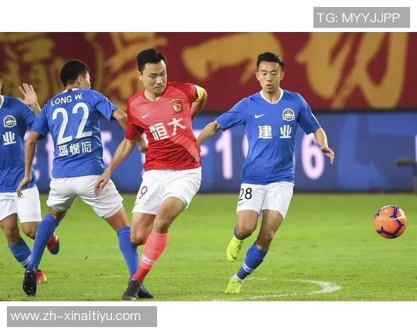 香港东方与广州恒大激战正酣谁能在这场较量中笑到最后